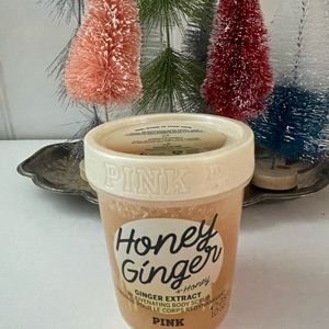 PINK Honey Ginger w vitamin E body scrub nwt great smell perfect stocking stuffe